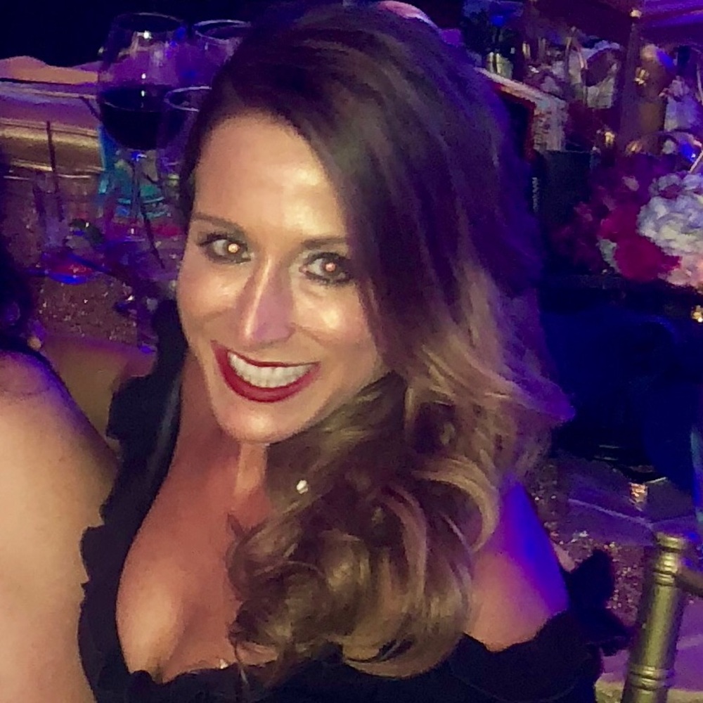 Meet your Posher, Jennifer